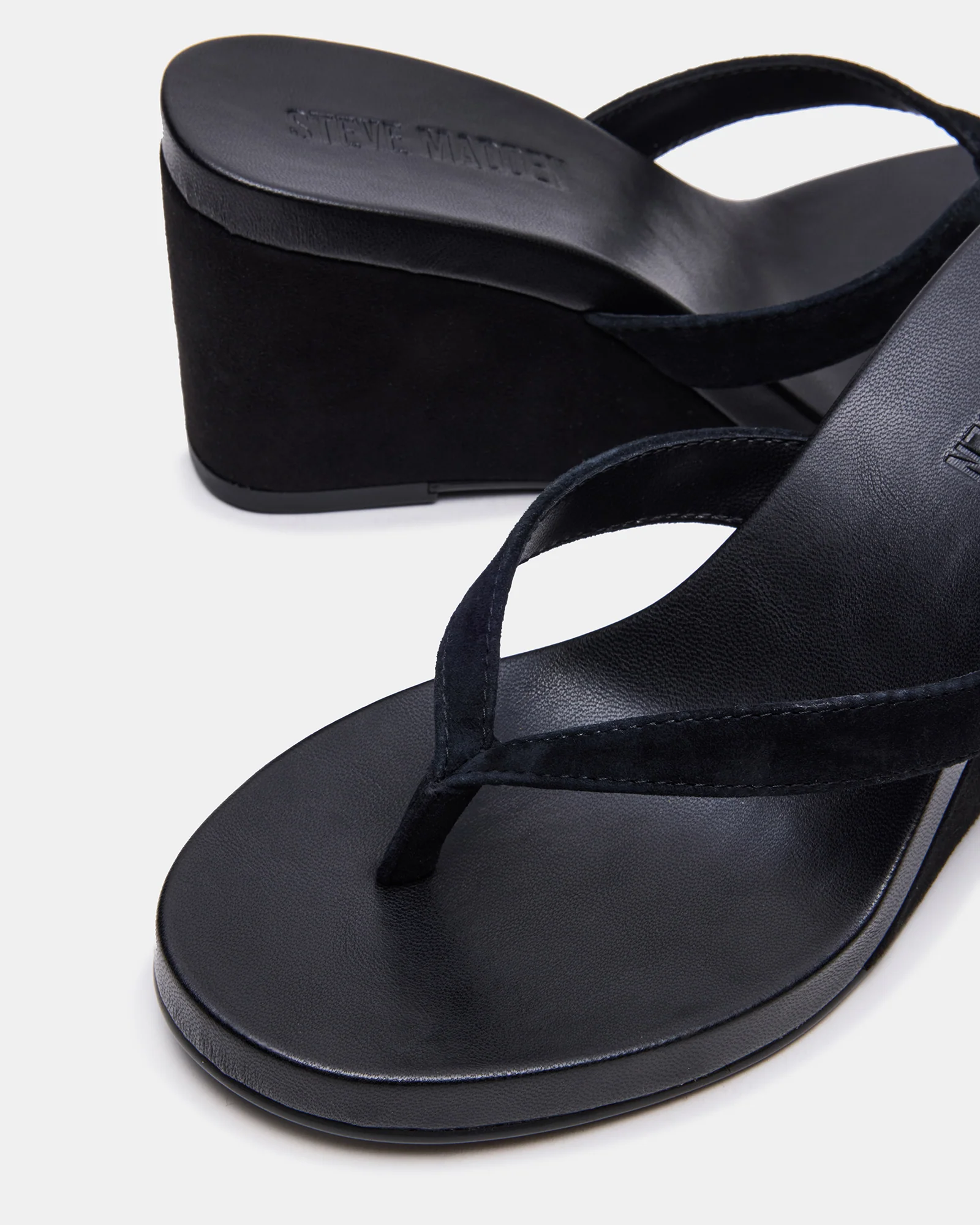 PLAYING BLACK SUEDE - Image 3